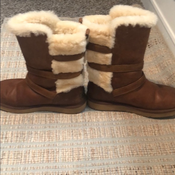 UGG tan women’s fur lined boots - final sale - Picture 9 of 13